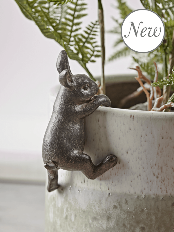 NEW Hare Plant Pot Hanger