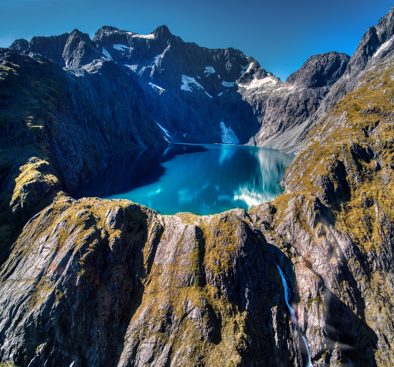 New Zealand Hidden Lake