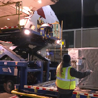 American Airlines transport its first COVID vaccine shipment (with video)