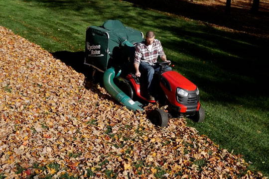 What About Vacuuming Your Lawn this Fall? - screenshot