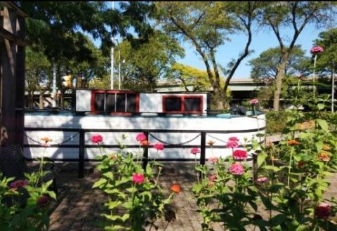 Nathan Roberts replica canal boat and garden