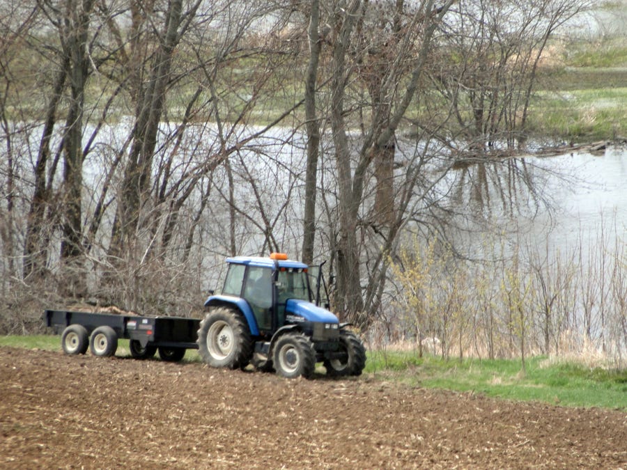 The Wisconsin legislature's Water Quality Task Force is close to making recommendations to protect water quality including several that will impact farming.