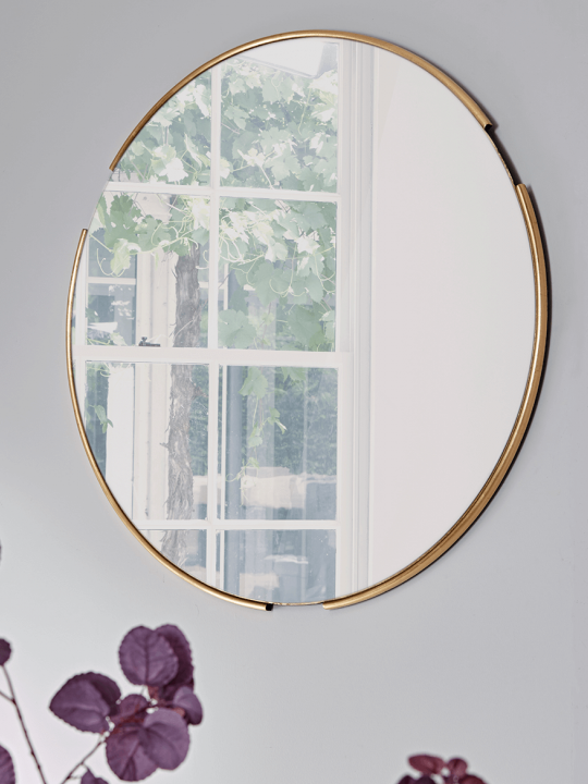 Round Broken Framed Mirror