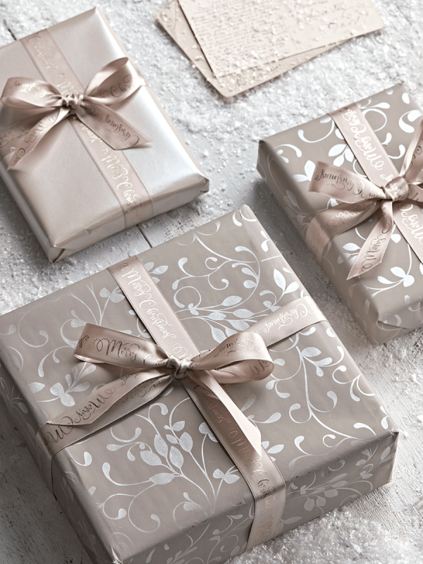 NEW Faded Elegance Reversible Wrapping Paper