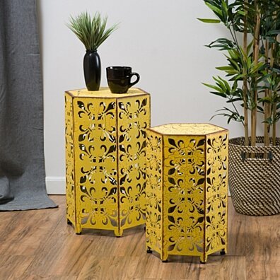 Utica Antique Style Yellow Accent Side Table (Set of 2)