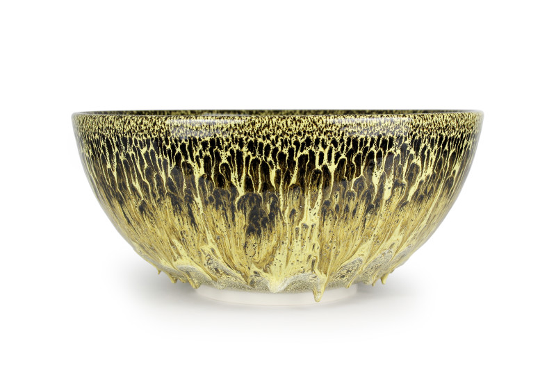 <strong>Albert Montserrat, </strong><em>Golden Bowl</em>, 2020. Oil Spot – Glazed Thrown Porcelain.