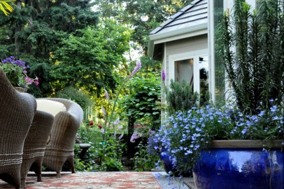 A sunken garden off a back porch at a home in Seattle