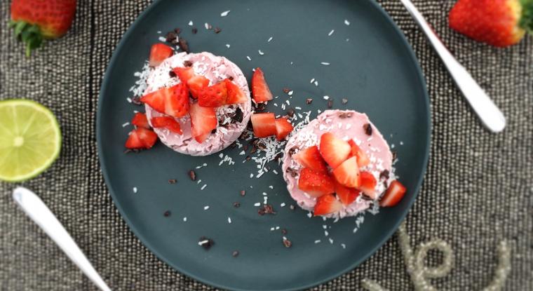 Mini Raw White Chocolate Strawberry Cheesecake Recipe