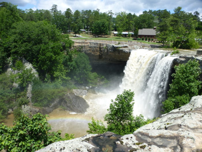 You Won''t Believe Your Eyes When You Discover These 8 Amazing Places In Alabama