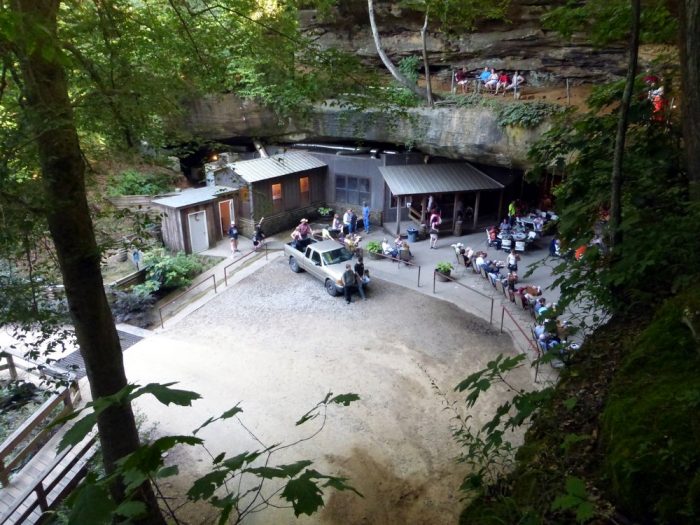 There''s No Restaurant In The World Like This One In Alabama
