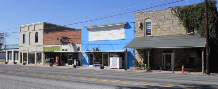Most People Don''t Know These 12 Super Tiny Towns In Alabama Even Exist