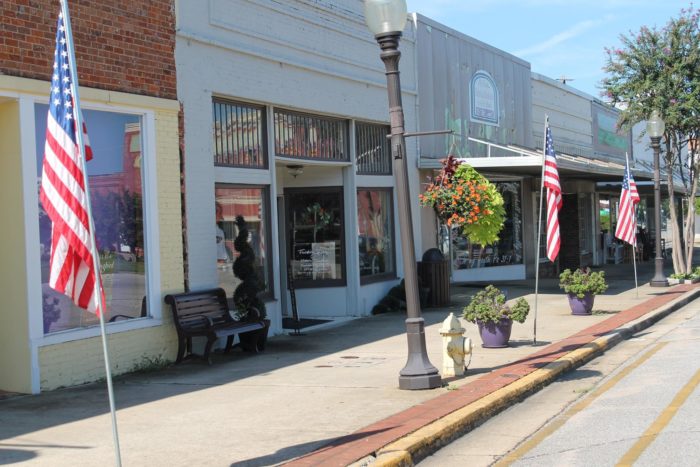 Monroeville Is The One Alabama Town You Can''t Help But Stop In When Passing Through