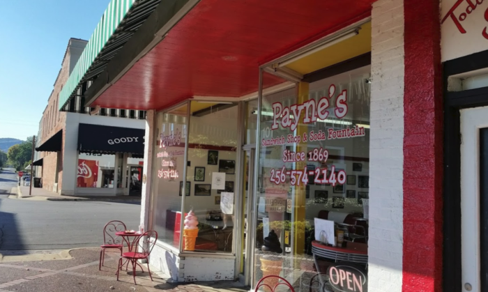 You''ll Want To Visit This Iconic Sandwich Shop In Alabama That''s Full Of History