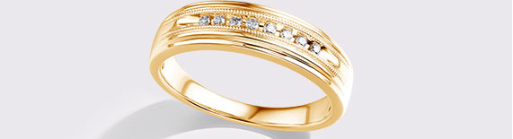 Men''s 10K Yellow Gold Diamond Ring