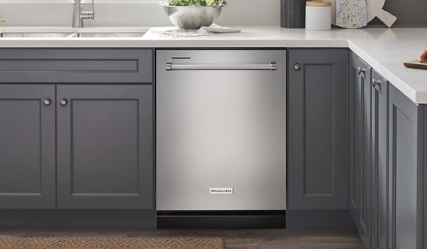 KitchenAid 24 Stainless Steel With PrintShield Dishwasher With FreeFlex Third Rack