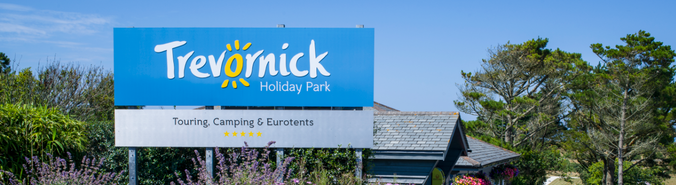 Trevornick Holiday Park Reception Welcome sign