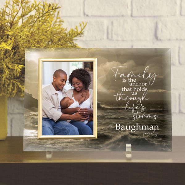 Personalized picture frame for family