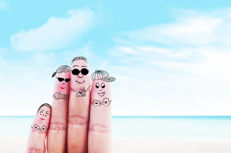 hand_family_beach.jpg