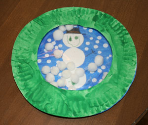 Paper Plate Snow Globe