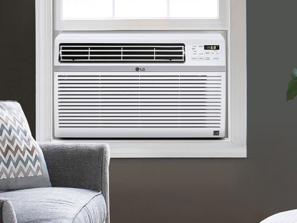 LG 12,000 BTU 12.1 EER 115V Window Air Conditioner