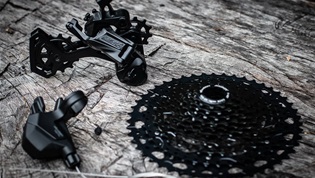 TESTED: Microshift Advent X 1x10 drive train