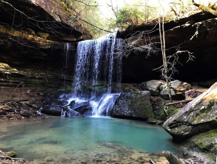 You Can See 5 Waterfalls In Just One Day Of Hiking In Alabama