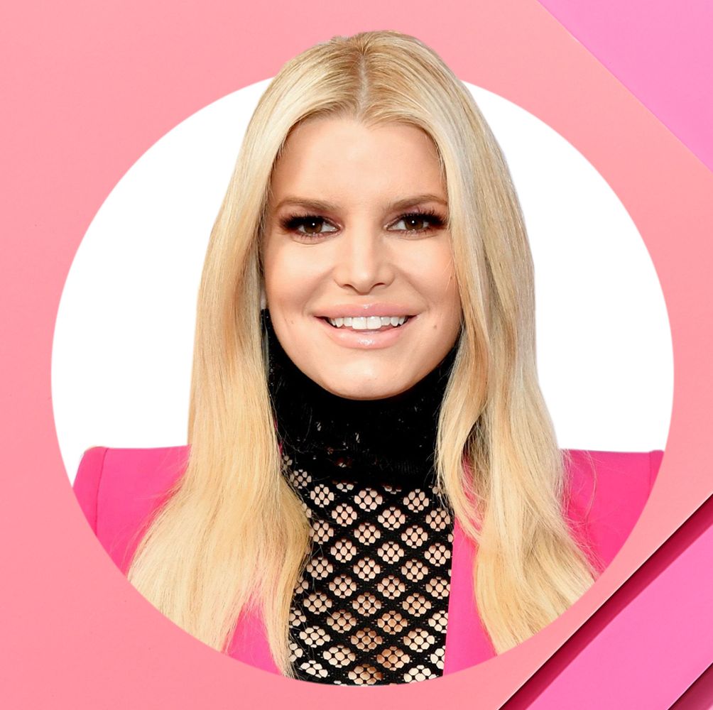 Jessica Simpson Uses The ''Body Reset Diet'' And Journaling To Stay Super Healthy