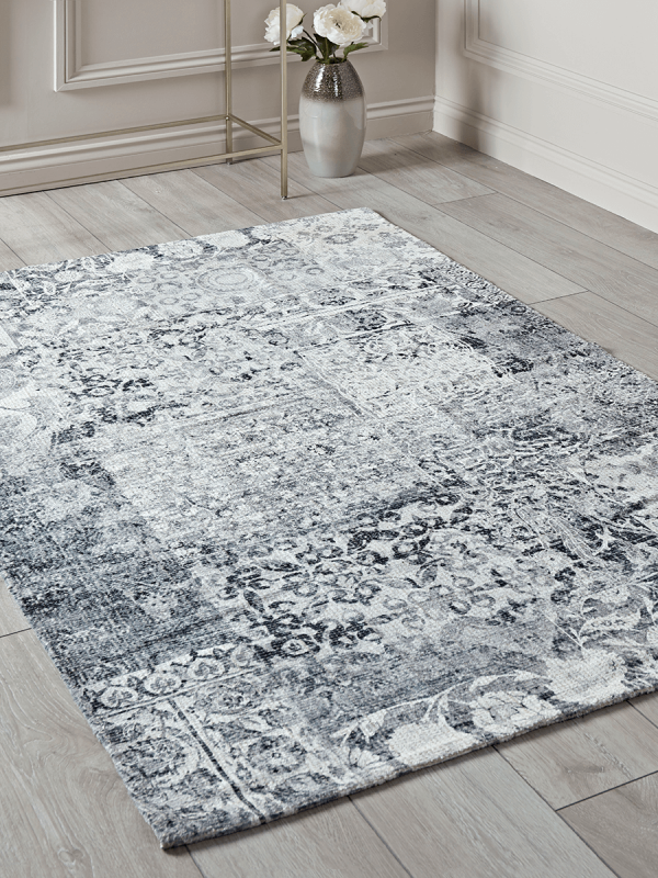 NEW Yara Rug