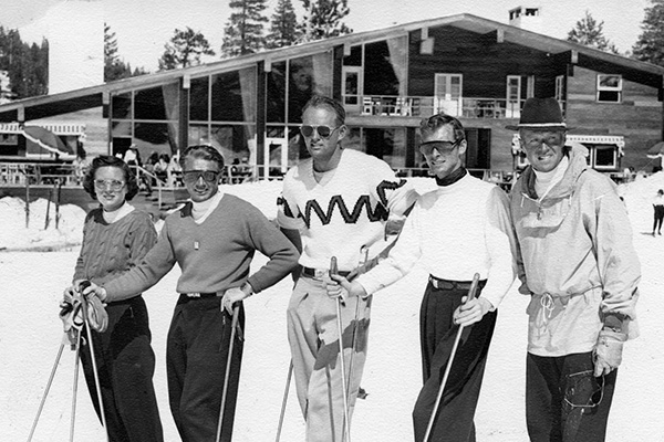 Tribute To Ski Pioneers