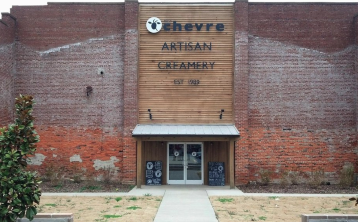 The Charming Alabama Creamery That Is Perfect For A Summer Day Trip