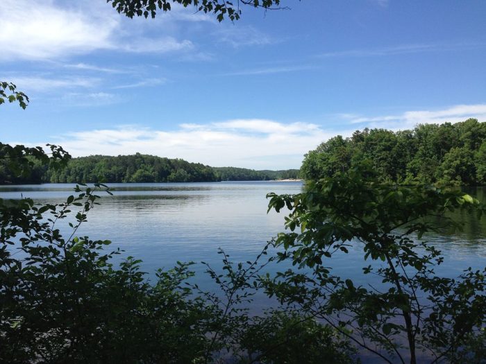 The Underrated Alabama Lake That''s Perfect For A Summer Day