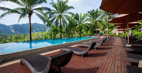 Aonang Fiore Resort 4* with Optional Well Hotel Sukhumvit 20 5*