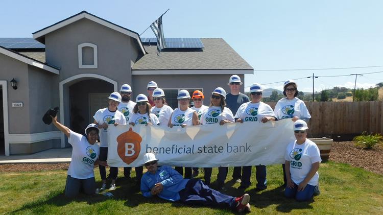 Beneficial State Foundation volunteers with GRID