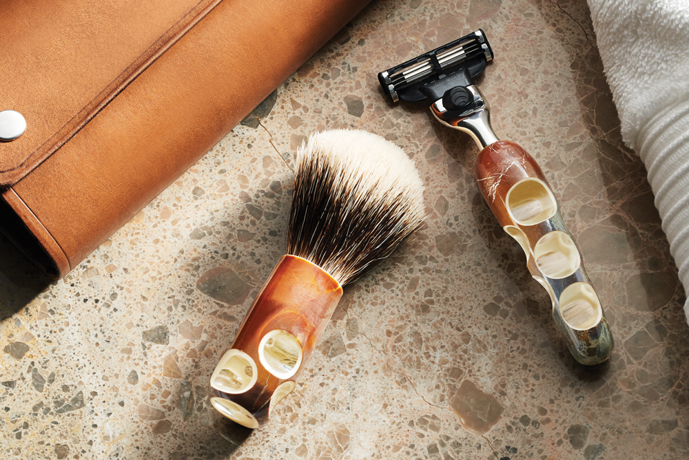 Th?ophile Caille Coquille Shaving Set