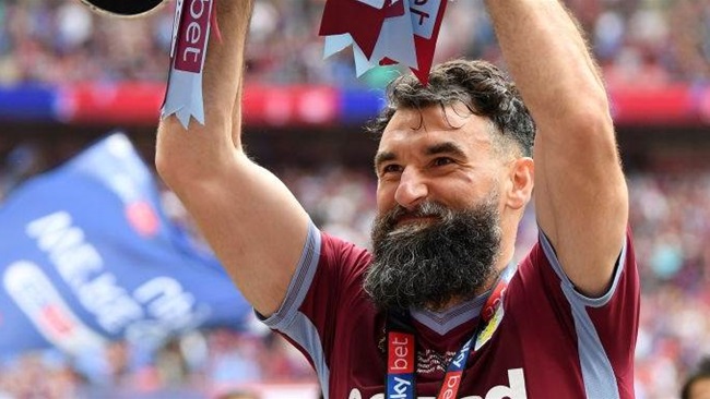 ''Pay him anything he wants'': Palace fans ''gutted'' after Jedinak poached by Villa