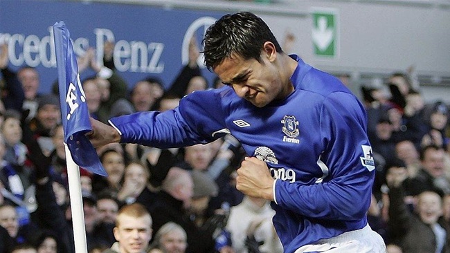 Cahill ''definitely'' moving into coaching after Everton academy