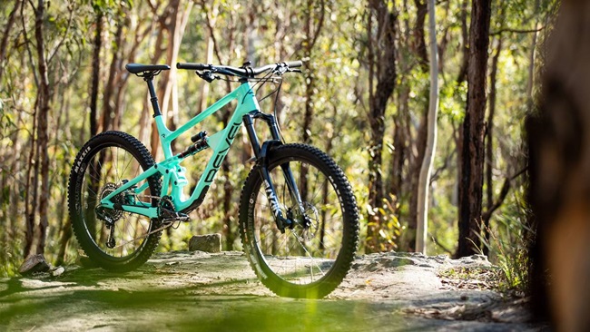 FIRST LOOK: Revel Bikes Rail