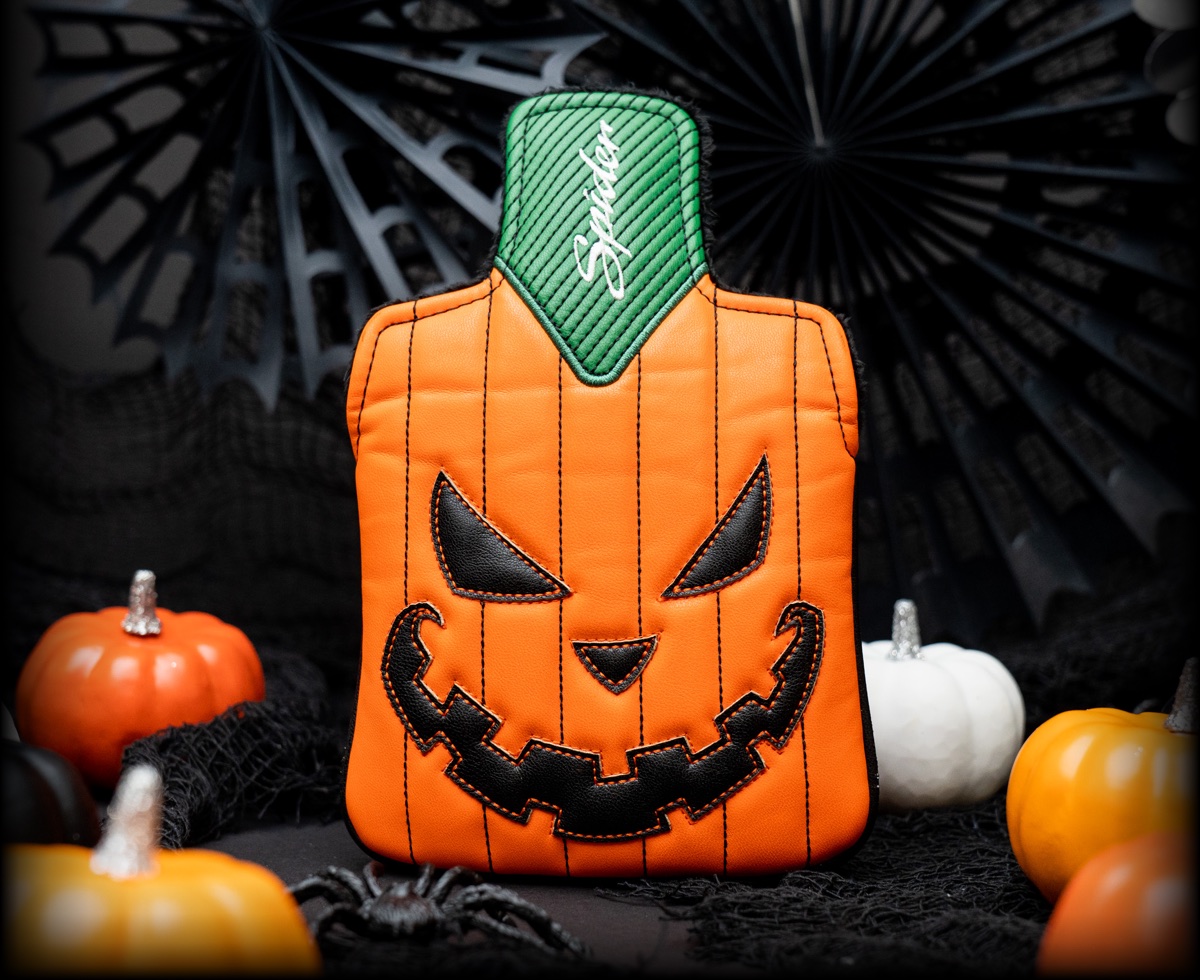 Take this scary head cover onto the greens!