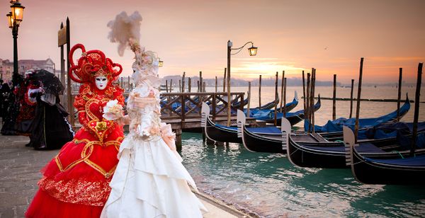 Hotel Carlton on the Grand Canal 4* & Masquerade Party Tickets - Venice Carnival 2020