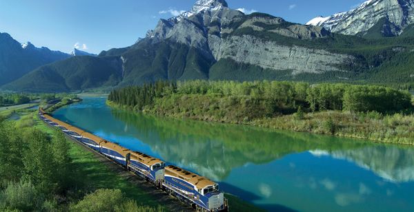 Canadian Adventure with Rocky Mountaineer 'Journey Through The Clouds'