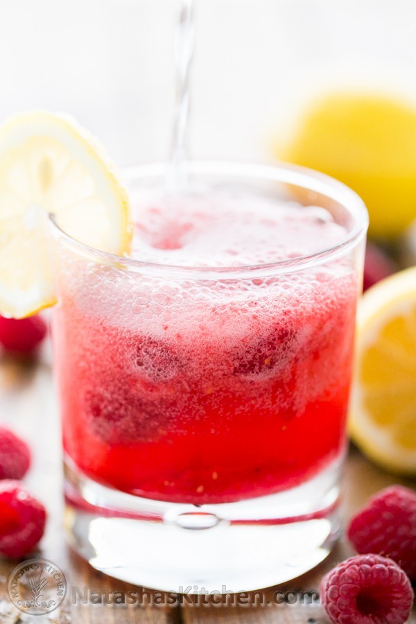 Sparkling-Raspberry-Lemonade-7