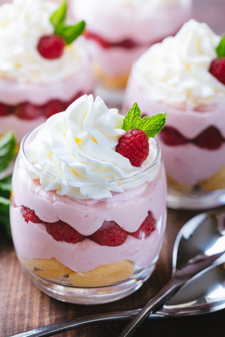 Raspberry-Mousse-Cups-2-768x1152