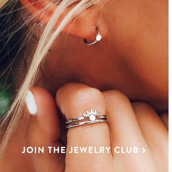 Shop Jewelry Club >