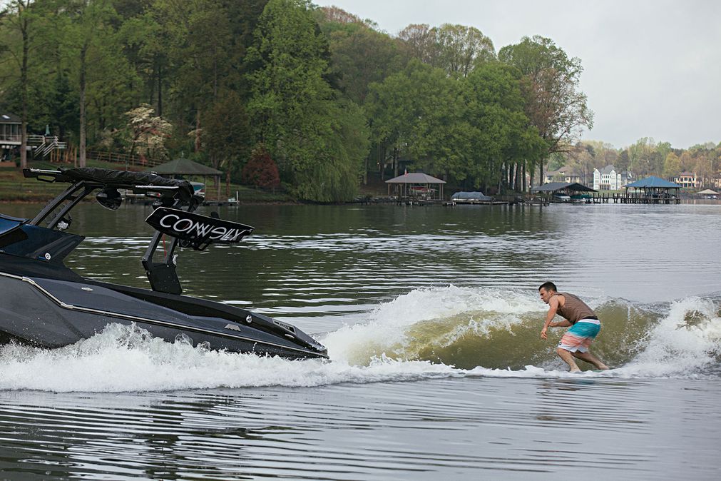 What to Look for in a Wake Boat