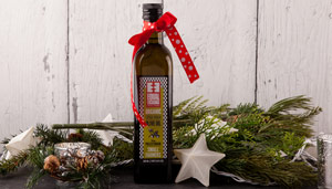 Olive Oil with yule time decorations