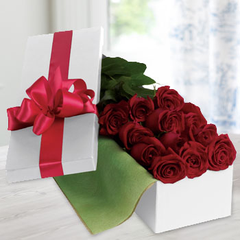 Save 20% OFF 'Roses For You', One Dozen Red Roses In An Elegant Gift Box