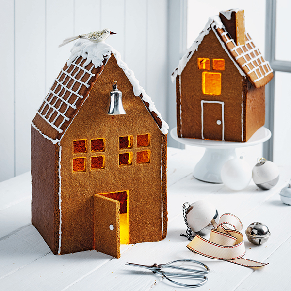 Gingerbread house from the November 2020 issue