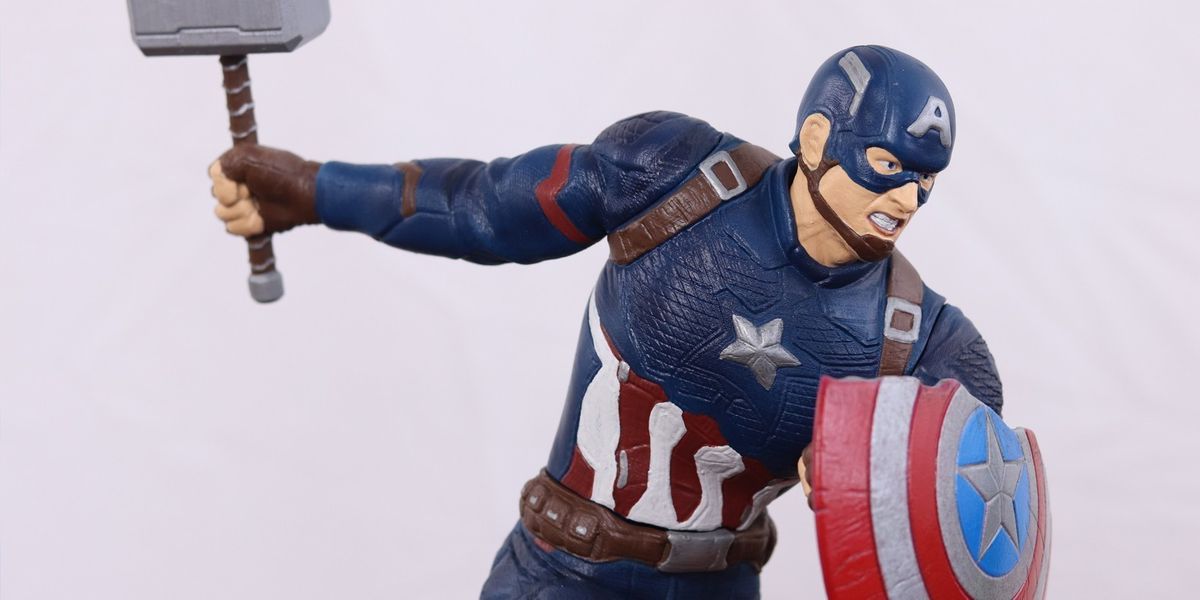 STL file of Captain America with the Mjolnir Hammer