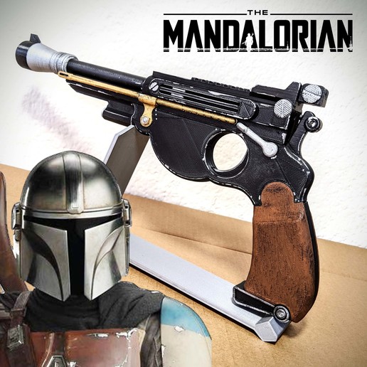 The Mandalorian / deluxe blaster 3D model kit with display base by SergeRomero