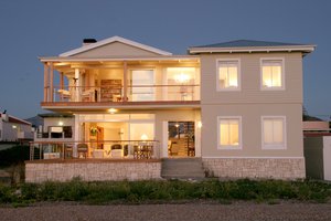 138 Marine Beachfront Guest House